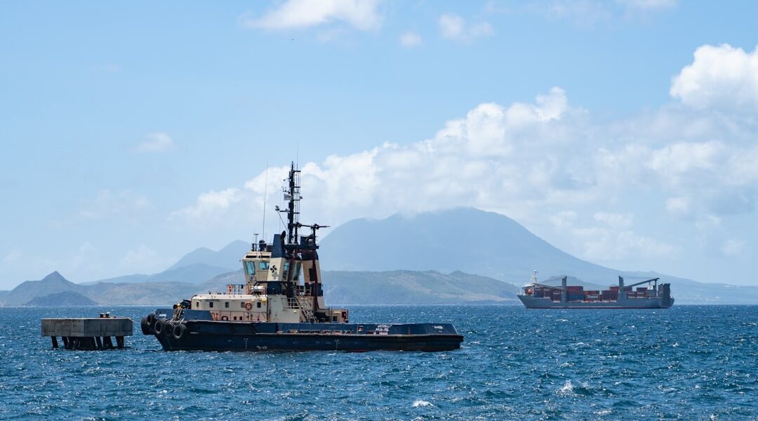 Photo Tugboat towing