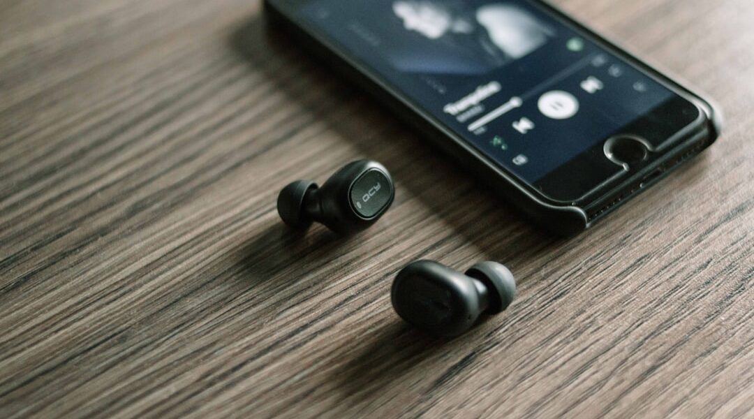 Photo Wireless earbuds